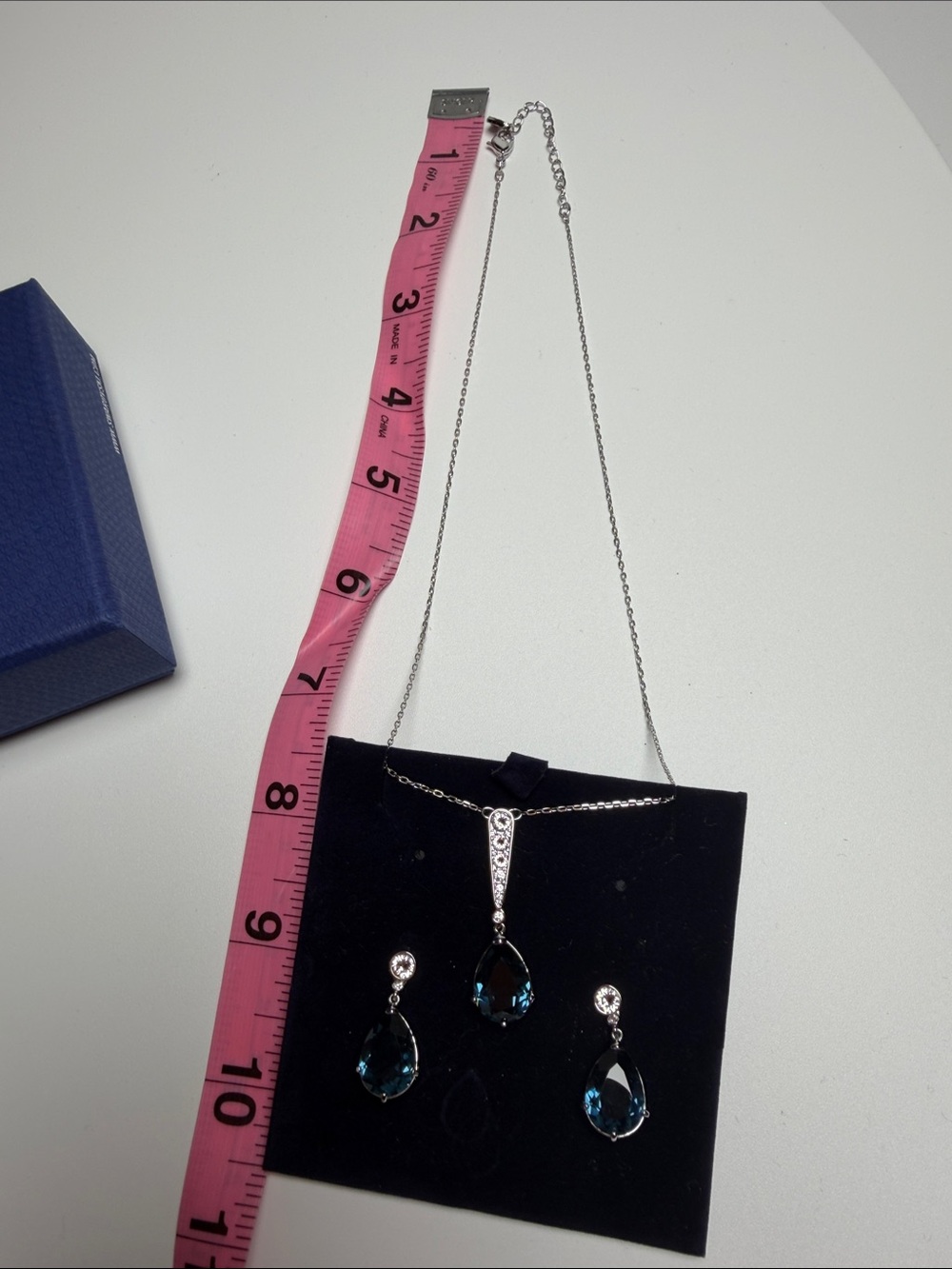 NEW SWAROVSKI VINTAGE SET DROP SHAPE DARK BLUE CRYSTAL NECKLACE AND EARRINGS - Picture 10 of 13